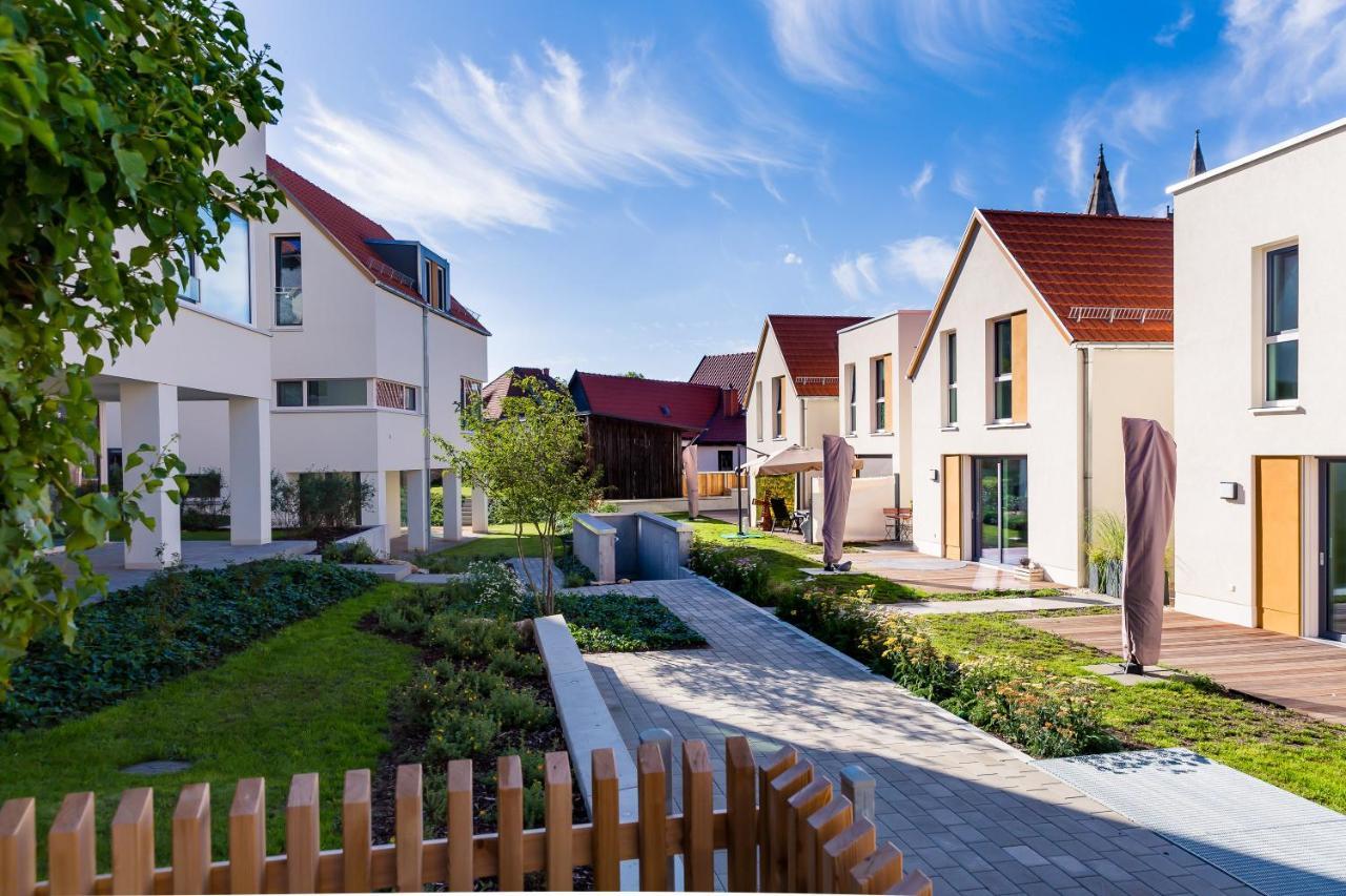 Gaestehaus Brunnenkunst - Exklusiv Wohnen Im Herzen Der Stadt Arnstadt Esterno foto