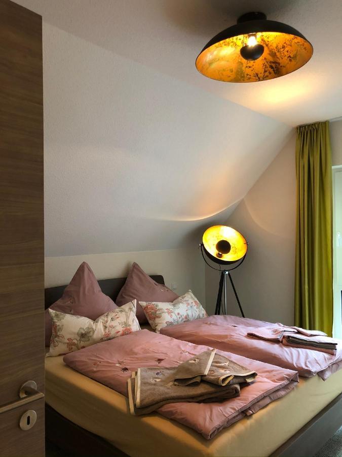 Gaestehaus Brunnenkunst - Exklusiv Wohnen Im Herzen Der Stadt Arnstadt Esterno foto